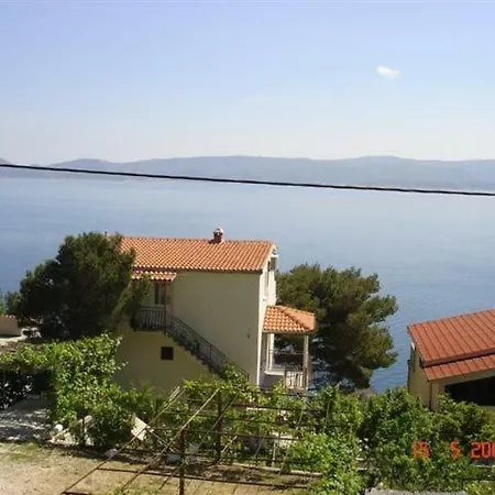Apartment Lucic, Marusici Omis