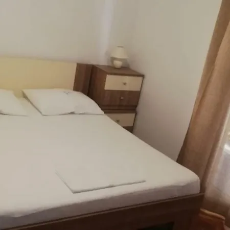 Apartment Lucic, Marusici *
